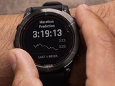 Garmin Fenix 7 (na zdjęciu) i powiązane smartwatche otrzymują aktualizację beta w wersji 25.11. (Źródło zdjęcia: Garmin)