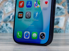 iPhone 17 Pro (źródło obrazu: Daniel Schmidt)
