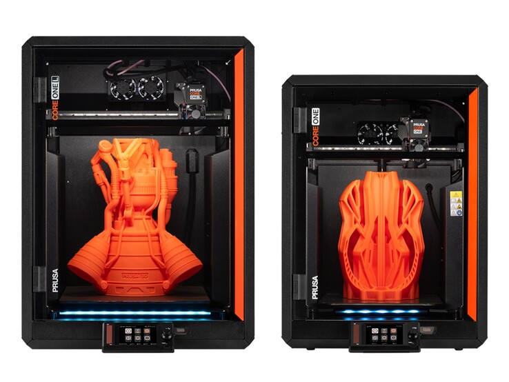 Prusa Core One L (po lewej) vs Core One (po prawej). (Źródło zdjęcia: Prusa)