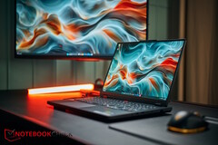 Lenovo Legion Pro 5 16 IAX10 na biurku