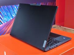 Lenovo ThinkPad P16v Gen 3 (źródło obrazu: Benjamin Herzig)