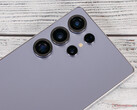 Nie ma żadnych sugestii, że Samsung planuje wymienić ISOCELL HP2 używany w Galaxy S25 Ultra. (Źródło obrazu: Notebookcheck)