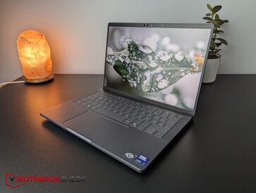 Dell Pro 13 Premium (źródło obrazu: Notebookcheck)