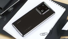 Xiaomi 14 Pro będzie oferowany w specjalnej wersji tytanowej. (Źródło: NextPit)