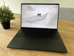 Testowanie Schenker Vision 16 Pro. Jednostka testowa dostarczona przez Bestware.