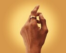 Oura Ring 5 jest cieńszy i lżejszy niż Oura Ring 4.