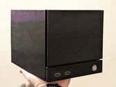 Urządzenie Terk Box, wydrukowane na drukarce 3D, wygląda niemal identycznie jak Steam Machine.
