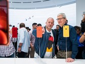 Tim Cook rzuca światło na stanowisko Apple w sprawie generatywnej sztucznej inteligencji (Źródło: Apple)