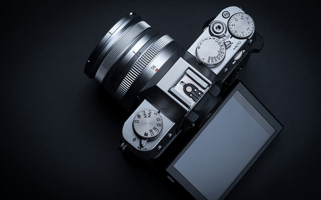 Górne pokrętła Fujifilm X-T50 będą rzekomo bardzo różnić się od przedstawionego tutaj X-T30 II. (Źródło zdjęcia: Fujifilm)