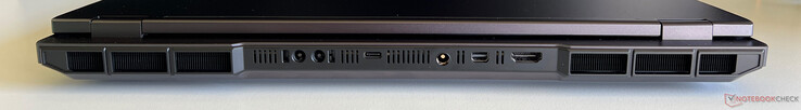 Tył: złącze do chłodzenia wodnego Oasis, USB-C 4.0 z Thunderbolt 4 (40 GBit/s, DisplayPort ALT Mode 2.1, 140-watowe Power Delivery), zasilacz, Mini DisplayPort 2.1, HDMI 2.1