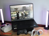 Recenzja laptopa Acer Predator Helios 18: Gracz RTX 4080 z wyświetlaczem MiniLED o jasności ponad 1000 nitów