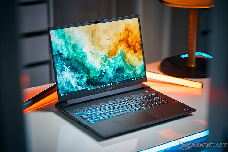 Dell Alienware m18 R2 Dell Alienware m18 R2
