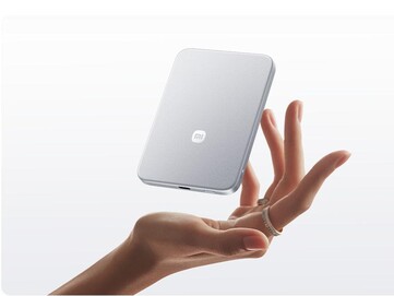 Nowy Xiaomi Ultra thin Magnetic Power Bank ma 6,75 mm grubości