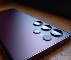 Model Galaxy S23 Ultra będzie wyglądał tak samo jak S22 Ultra. (Źródło: OW_Icicle)