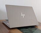 Nowy model OmniBook Ultra 14 jest wyposażony w ulepszony wyświetlacz OLED o częstotliwości odświeżania 120 Hz zamiast pierwotnego wyświetlacza IPS o częstotliwości 60 Hz