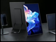 Monitor zewnętrzny można umieścić na biurku na wiele sposobów.