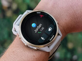 Forerunner 570 nie posiada kilku funkcji, które Garmin oferuje w Forerunner 970, ten ostatni na zdjęciu. (Źródło zdjęcia: Garmin)