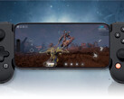 Aplikacja Warframe na iOS wygląda na nieco zagraconą, jak to często bywa w przypadku gier mobilnych. (Źródło obrazu: Digital Extremes / Apple - edytowane)