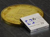 Mikroreaktor jądrowy mniejszy od monety. (Źródło zdjęcia: Betavolt)