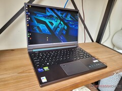 Acer Predator Triton 300 SE jest jednym z najgłośniejszych laptopów - podczas gry osiąga nawet 60 dB(A)