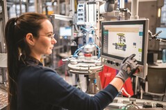 Dzięki silnikom elektrycznym Bosch osiąga sprawność do 98 procent, jednocześnie zwiększając gęstość mocy.