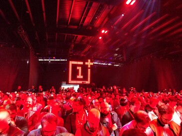 Podczas wydarzenia poświęconego premierze modelu OnePlus 7T Pro w Londynie.