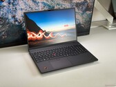 Laptop biznesowy klasy premium z budżetowym wyświetlaczem - recenzja Lenovo ThinkPad T16 Gen 5 AMD