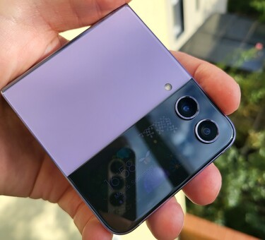 Recenzja smartfona Samsung Galaxy Z Flip4 5G