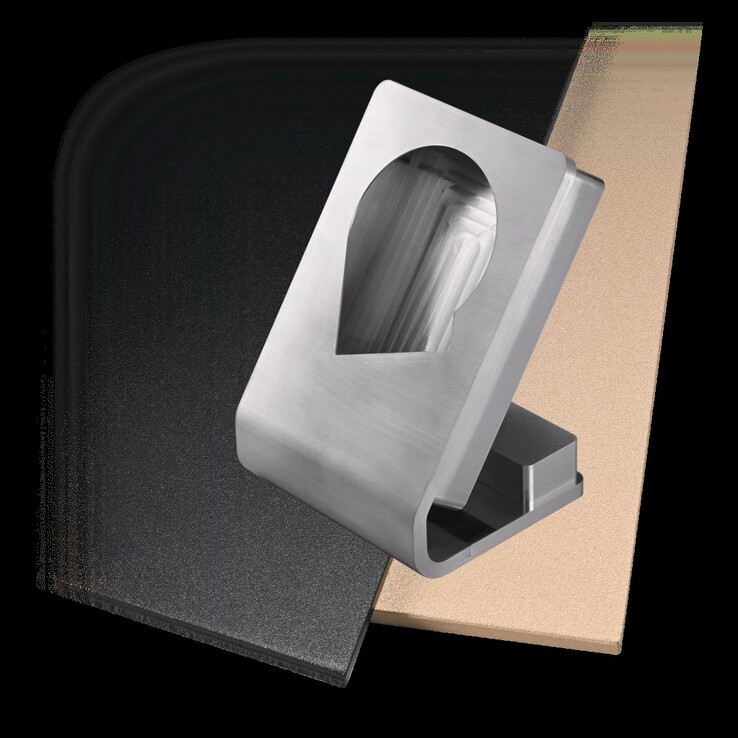 Obudowa "Skeleton Hard Disk" wykonana z anodyzowanego aluminium odziedziczyła kolory po gramofonie firmy z 1978 roku. (Źródło zdjęcia: Buffalo)