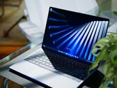 Dell XPS 13 ma przewyższać MacBooka Neo pod względem wydajności, jednak w niektórych regionach jest znacznie droższy.