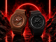 Modele Casio G-Shock GMA-P2110B-1A i G-Shock GMA-P2110B-5A (od prawej do lewej)