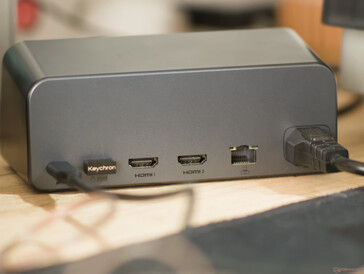Stacja dokująca MOKiN 13 w 1 z portami USB-C z tyłu
