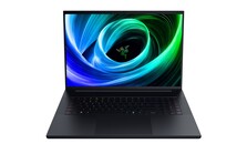 Przedni kąt laptopa do gier Razer Blade 18 (źródło obrazu: Razer PR)