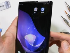 Galaxy Model Z Slide mógłby mieć taką samą obudowę jak przedstawiony tutaj LG Rollable.
