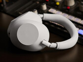 Sony powróciło do składanej formy swoich najnowszych słuchawek z serii WH-1000X. (Źródło obrazu: Sony)