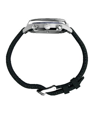 Widok z boku zegarka Timex Marlin Jet Chronograph ukazujący jego duże, wypukłe szkiełko hesalitowe
