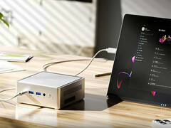 Minisforum NAB3R jest dostępny w jednym srebrnym wykończeniu w momencie premiery. (Źródło zdjęcia: Minisforum)