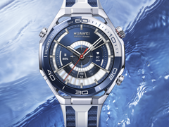 Huawei Watch Ultimate 2 (na zdjęciu) jest wodoodporny do 150 metrów. (Źródło zdjęcia: Huawei)