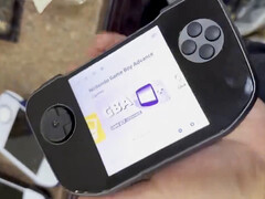 GameMT E3 byłby dość dziwnym dodatkiem do horyzontalnego rynku handheldów do gier. (Źródło zdjęcia: via Retro Gaming with Deadfred)