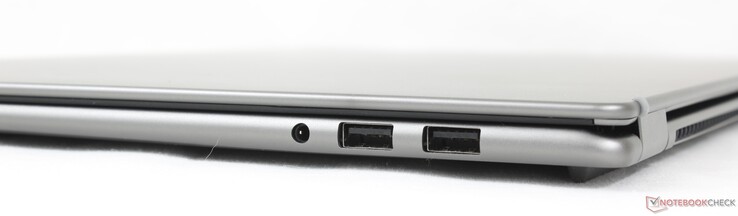Po prawej: zestaw słuchawkowy 3,5 mm, 2x USB-A 3.2 Gen. 1
