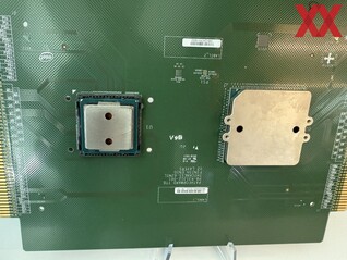 Intel opracowuje chłodzenie cieczą dla wydajnych procesorów (źródło obrazu: Hardwareluxx)
