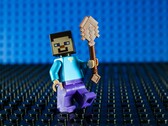 Obraz przedstawiający minifigurkę Steve'a z gry Minecraft.