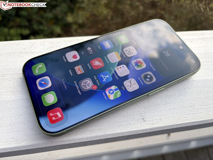 Apple recenzja iPhone'a 17.