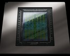 Zbliżenie na matrycę GPU Nvidia RTX z odsłoniętymi obwodami i metalową obudową (źródło zdjęcia: Nvidia)