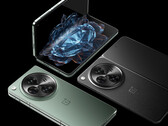 OnePlus Open w wykończeniach Emerald Dusk i Voyager Black. (Źródło zdjęcia: OnePlus)
