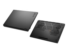 Gamingowy laptop Asus TUF A18 mieści kartę graficzną RTX 5070 Laptop w 18-calowej obudowie. (Źródło zdjęcia: Asus)