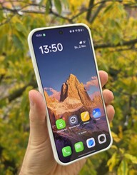 Recenzja Oppo Find X9 Pro. (Źródło zdjęcia: Marcus Herbrich)