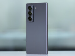 Oczekuje się, że Galaxy Z Fold7 przyjmie projekt Galaxy Z Fold Special Edition, na zdjęciu. (Źródło zdjęcia: Fenibook)