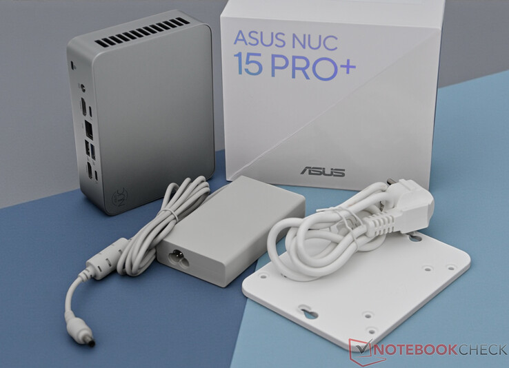 Zakres dostawy Asus NUC 15 Pro+