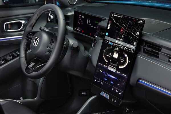 Honda e:Ny1 pokazuje, że Hondzie zależy na tym, aby olać zarówno spalanie wewnętrzne, jak i wewnętrzne guziki. (Źródło obrazu: Honda)